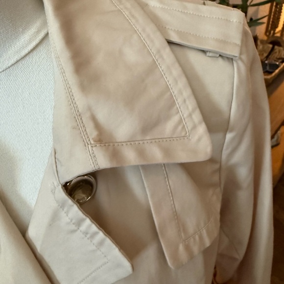 Calvin Klein Beige Double-Breasted Trench Coat - Picture 5 of 6